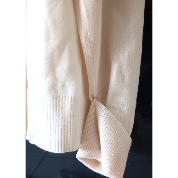 Lafayette 148 New York - 100% Wool Beige Turtleneck Sweater  - Picture 5 of 11